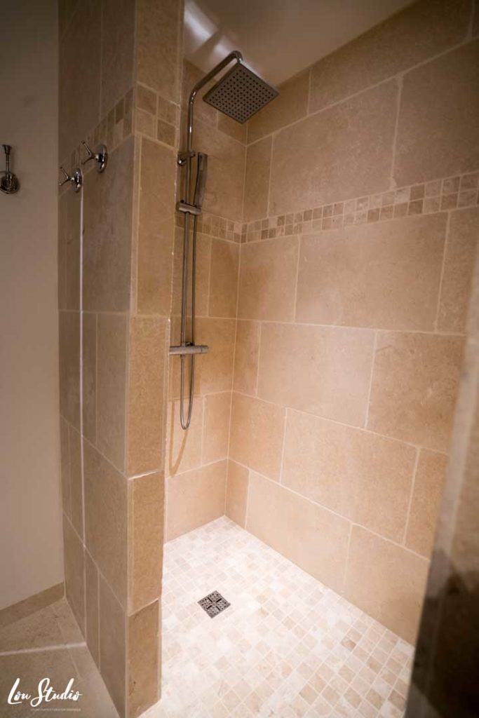 Douche de la chambre d’hôtes